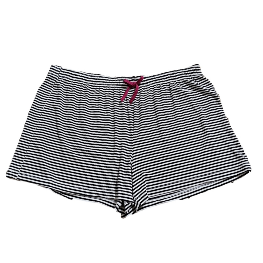 J+B Striped Black and White Shorts with Fuscia bow Accent Size Medium